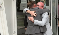 Jürgen Hofer nach seinem Wahlsieg in Deutschkreutz.
