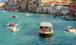 Aufgrund überhöhter Geschwindigkeiten kommt es in der Lagune von Venedig immer wieder zu ...