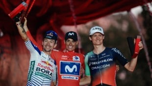 Das Vuelta-Podium: Roglic, Mas und Gall (v.l.). 