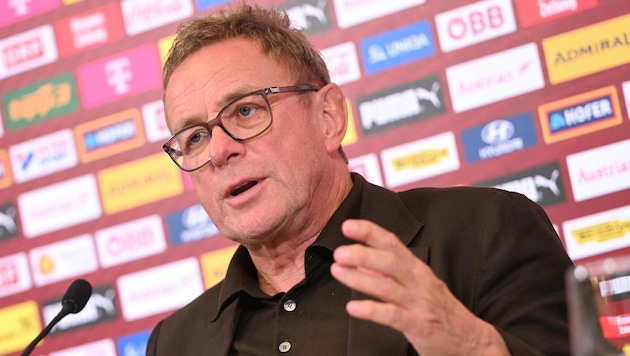 Ralf Rangnick hat seinen ersten ÖFB-Kader nach der WM berufen.