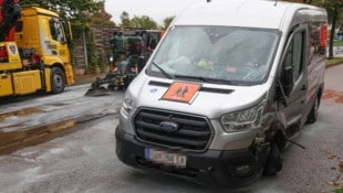 Dieser Schulbus war in einen Unfall verwickelt. 