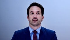 Bildungsminister Christoph Wiederkehr will mehr Fokus auf die Kernkompetenzen Lesen. Schreiben, ...