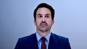 Bildungsminister Christoph Wiederkehr will mehr Fokus auf die Kernkompetenzen Lesen. Schreiben, ...