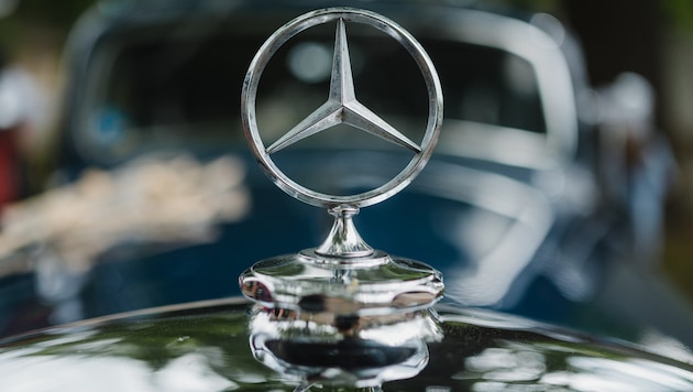 Beim deutschen Autobauer Mercedes-Benz kommt es weltweit zu einem großen Rückruf. (Symbolbild)