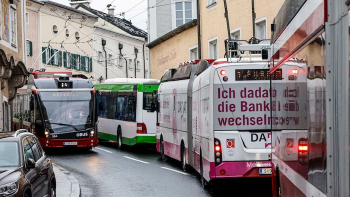 Am Müllnerhügel geht es vor allem für Busse sehr eng zu.
