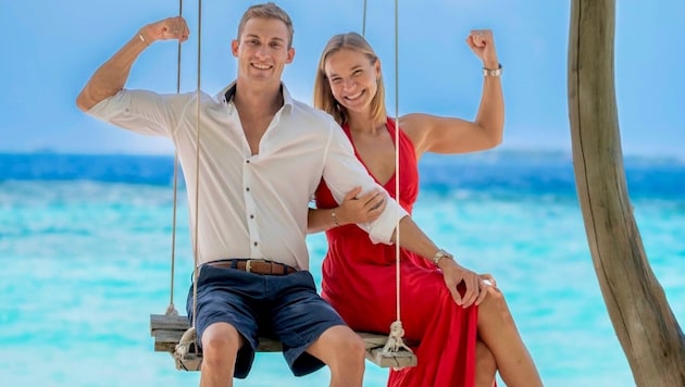 Andreas Ernhofer mit seiner Ehefrau Lena. Sie war bei der Para-Schwimm-EM in Kocaeli seine ...