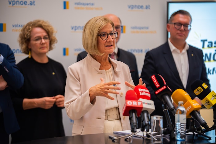 Landeshauptfrau Johanna Mikl-Leitner erklärt die geplanten Schritte.