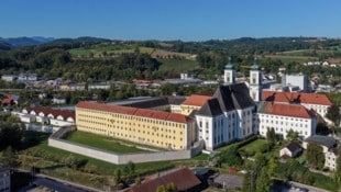 Schon wieder wurde in einem Gefängnis in Österreich ein Häftling getötet.