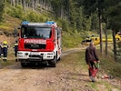 Jede Hilfe kam für den Arbeiter zu spät. Er erlag im Wald seinen schweren Verletzungen.