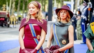 Prinzessin Ariane (l.) zeigte sich in einem Kleid vom Mama Maxima. Ihre Schwester, Prinzessin ...