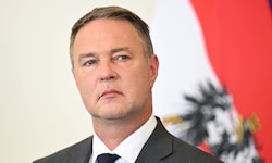 SPÖ-Chef Andreas Babler bekommt Konkurrenz – ein Krisentreffen soll nun bereits im Oktober ...