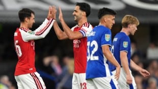 Arsenal zieht ohne Mühe in die nächste Runde ein.
