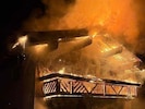 Als die Feuerwehr vor Ort ankam, stand der Dachstuhl bereits im Vollbrand. 