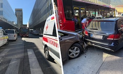 Der Unfall ereignete sich direkt vor dem Innsbrucker Hauptbahnhof.