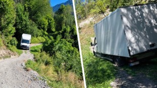 Bis es nicht mehr weiterging: Der Klein-Lkw musste letztlich geborgen und abgeschleppt werden.