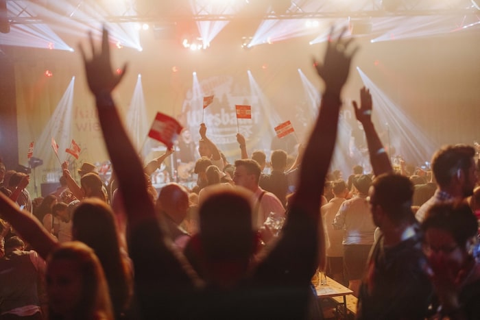 Für Partystimmung wird gesorgt.