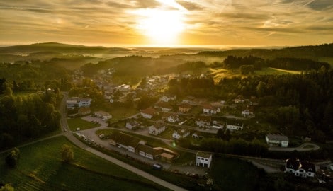 Das Waldviertel-Paradoxon – mehr Menschen ziehen her, dennoch schrumpft die Einwohnerzahl.