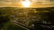 Das Waldviertel-Paradoxon – mehr Menschen ziehen her, dennoch schrumpft die Einwohnerzahl.