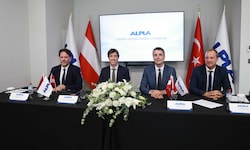 Verpackungsspezialist ALPLA eröffnete am 14. September ein neues Werk in Adana. Im Bild (von ...