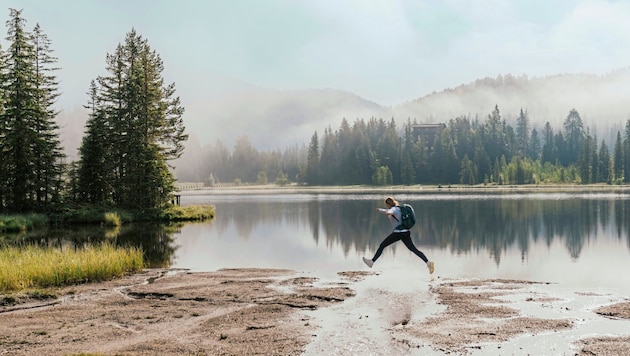 Wandernd von Bergsee zu Bergsee und von Hütte zu Hütte die Geschichten des Lungaus entdecken.