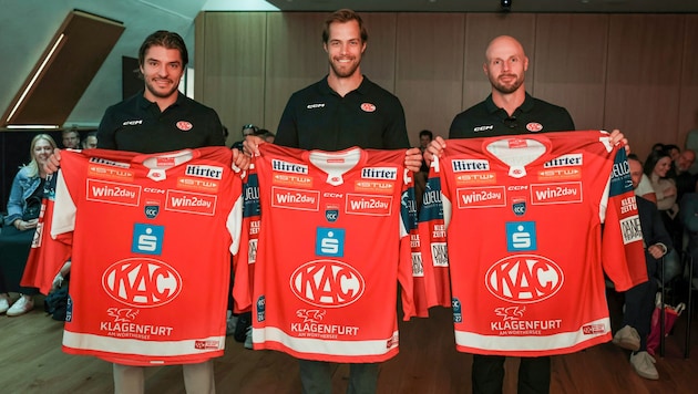 Die KAC-Stürmer Fabian Hochegger, Thomas Hundertpfund und Jan Mursak (v. li.).
