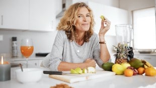 Im „Wechsel“ ist es wichtig, durch richtige Ernährung die Vielfalt der Darmbakterien zu ...