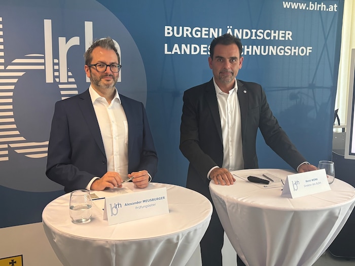 andesrechnungsdirektor René Wenk und Prüfungsleiter Alexander Meusburger.