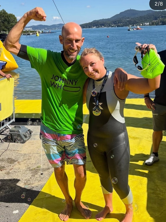 Viele Langestreckenschwimmer sind Klasse.