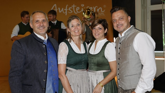 Das Dreamteam hinter dem Volkskultur-Spektakel: Giuseppe Perna, Astrid Perna-Benzinger, ...