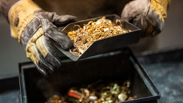 Die höheren Zinsen machen Gold für Anleger weniger attraktiv.