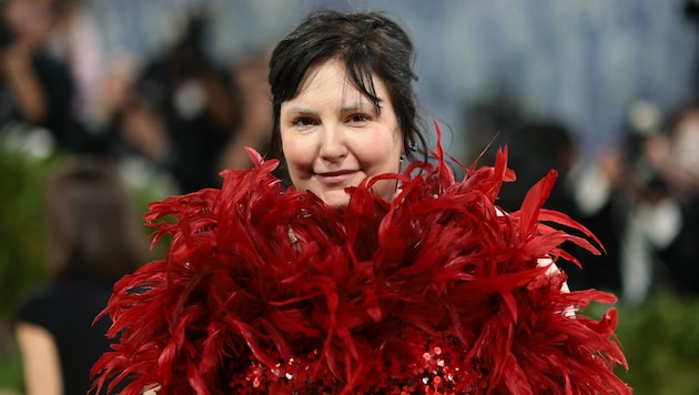 Schauspielerin Lena Dunham freut sich über ihren ersten Nachwuchs. Ihre Tochter kam mithilfe ...
