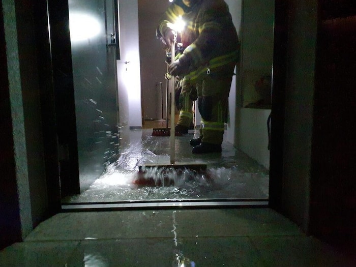 Die Feuerwehrler waren um halb fünf in der Früh im Einsatz.