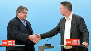 Ein Bild aus weniger schlechten Tagen: 2024 hatte die SPÖ um Muchtisch und Babler noch etwas ...