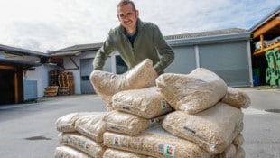 Holzpellets könnten heuer nochmals teurer werden als ohnehin schon, so Pelletshändler Mackner.