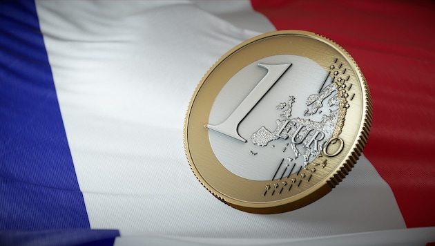 Die Rendite der zehnjährigen ⁠Bonds Frankreichs ​klettert auf den höchsten Stand seit 18 Jahren. ...