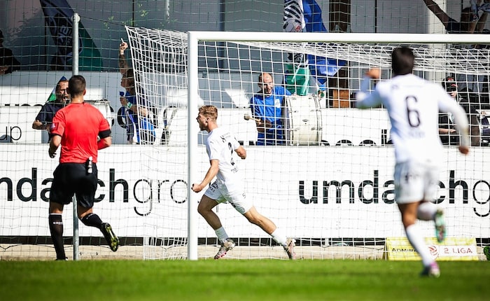 Köchl schießt sich in Amstetten in die Auslage