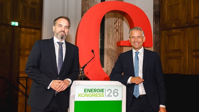 Michael Baminger, neuer Präsident von Oesterreichs Energie und Wirtschaftsminister Wolfgang ...