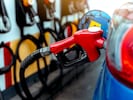 Wer zur Zapfsäule bei heimischen Tankstellen greift, wird teuer zur Kasse gebeten.