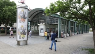Nahe der U-Bahnstation Jägerstraße kam es zu dem Absturz.