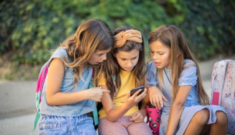 Ab wann sollten Kinder und Jugendliche Soziale Medien nutzen dürfen?