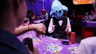 „Das Enshittification Game“: Das Publikum geht im Theaterhaus in Graz ins Casino