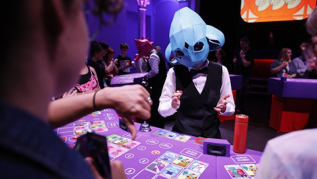„Das Enshittification Game“: Das Publikum geht im Theaterhaus in Graz ins Casino