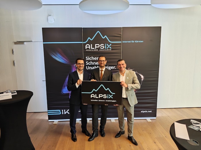 Alexander Windbichler, Anexia, Landesrat Sebastian Schuschnig und Ivo Ivanov, DE-CIX (v.li.)