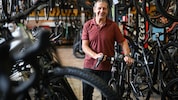 Leopold Kiesl ist Senior-Chef von Radsport Kiesl mit Shop in Linz-Urfahr. Auch viele ...