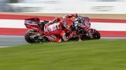 Die MotoGP-Asse fahren bei der Motorrad-WM in Rennanzügen aus Känguru-Leder.