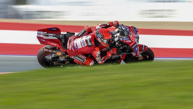 Die MotoGP-Asse fahren bei der Motorrad-WM in Rennanzügen aus Känguru-Leder.