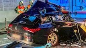 Der Lenker (59) erlag seinen Verletzungen nach dem Crash.