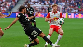 Yorbe Vertessen (re.) traf beim 1:1 im bislang letzten Duell der Bullen gegen Sturm Graz.