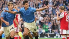 Brightons Chema Andres traf zum 3:0 gegen den Meister.