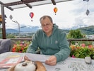 Manfred Engl musste länger als einen Monat auf Rechnungen und Briefe warten.